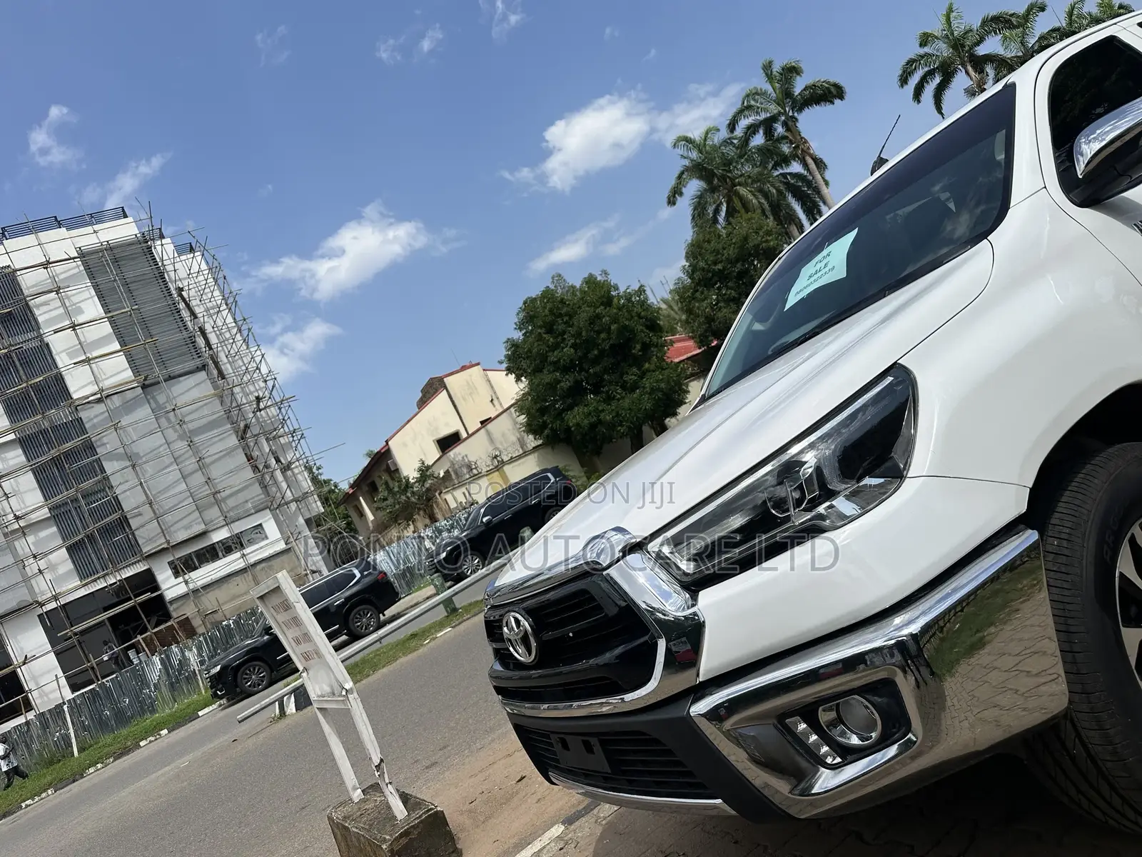 Toyota Hilux SR 4x4 2017 Off white