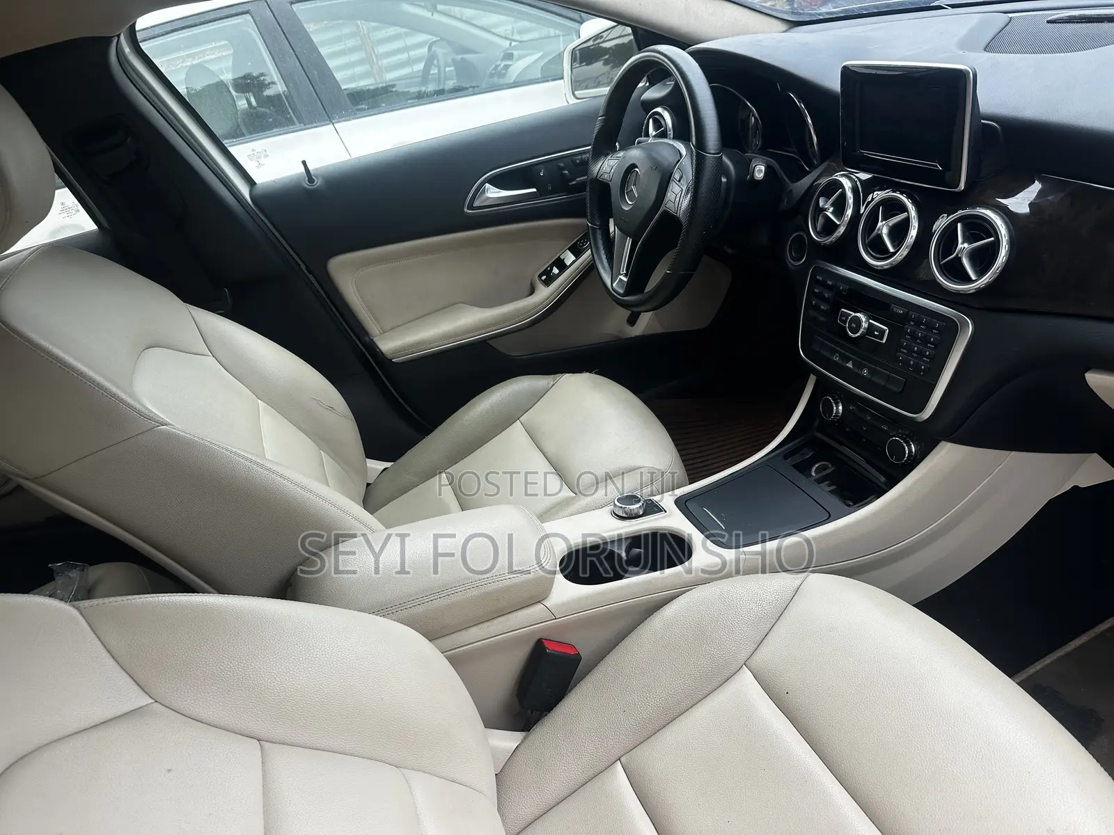 Mercedes-Benz GLA 250 2015 White