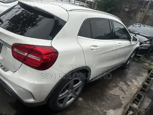 Mercedes-Benz GLA 250 2015 White