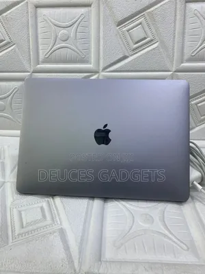 Laptop Apple MacBook Pro 2020 8GB Apple M1 SSD 256GB