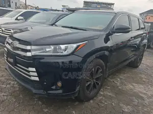 Toyota Highlander 2015 Black