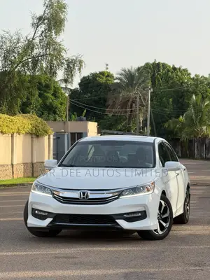 Honda Accord 2017 White