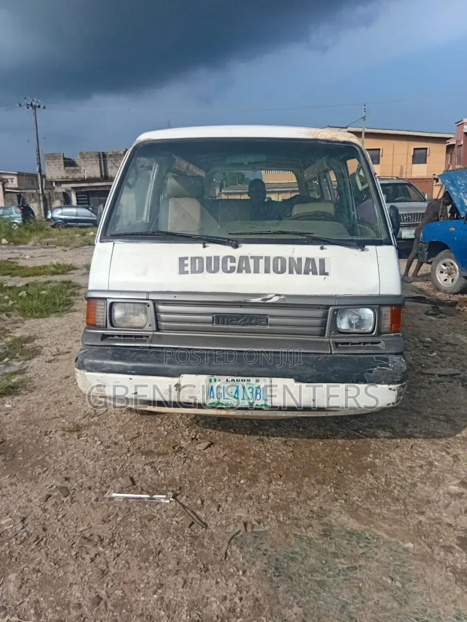 Mazda E2000 2000 White