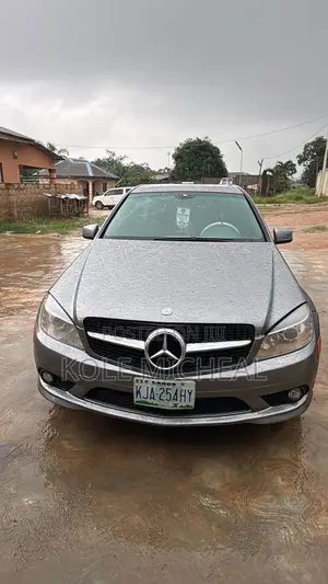 Mercedes-Benz C300 2008 Gray
