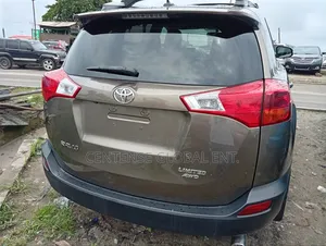 Toyota RAV4 2014