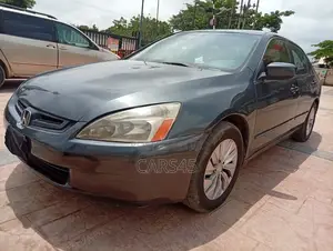 Honda Accord 2004 Gray