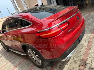 Mercedes-Benz GLE-Class 2017 Red