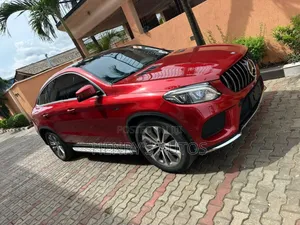 Mercedes-Benz GLE-Class 2017 Red