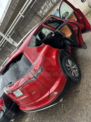 Toyota RAV4 XLE AWD (2.5L 4cyl 6A) 2016 Red
