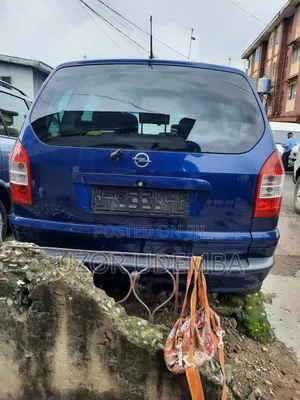Opel Zafira 2005 Blue