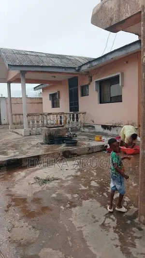 3bdrm Block of Flats in Johnson Awe, Oluyole for sale