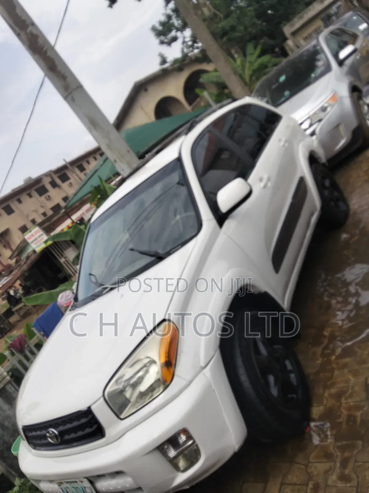 Toyota RAV4 Automatic 2003 White