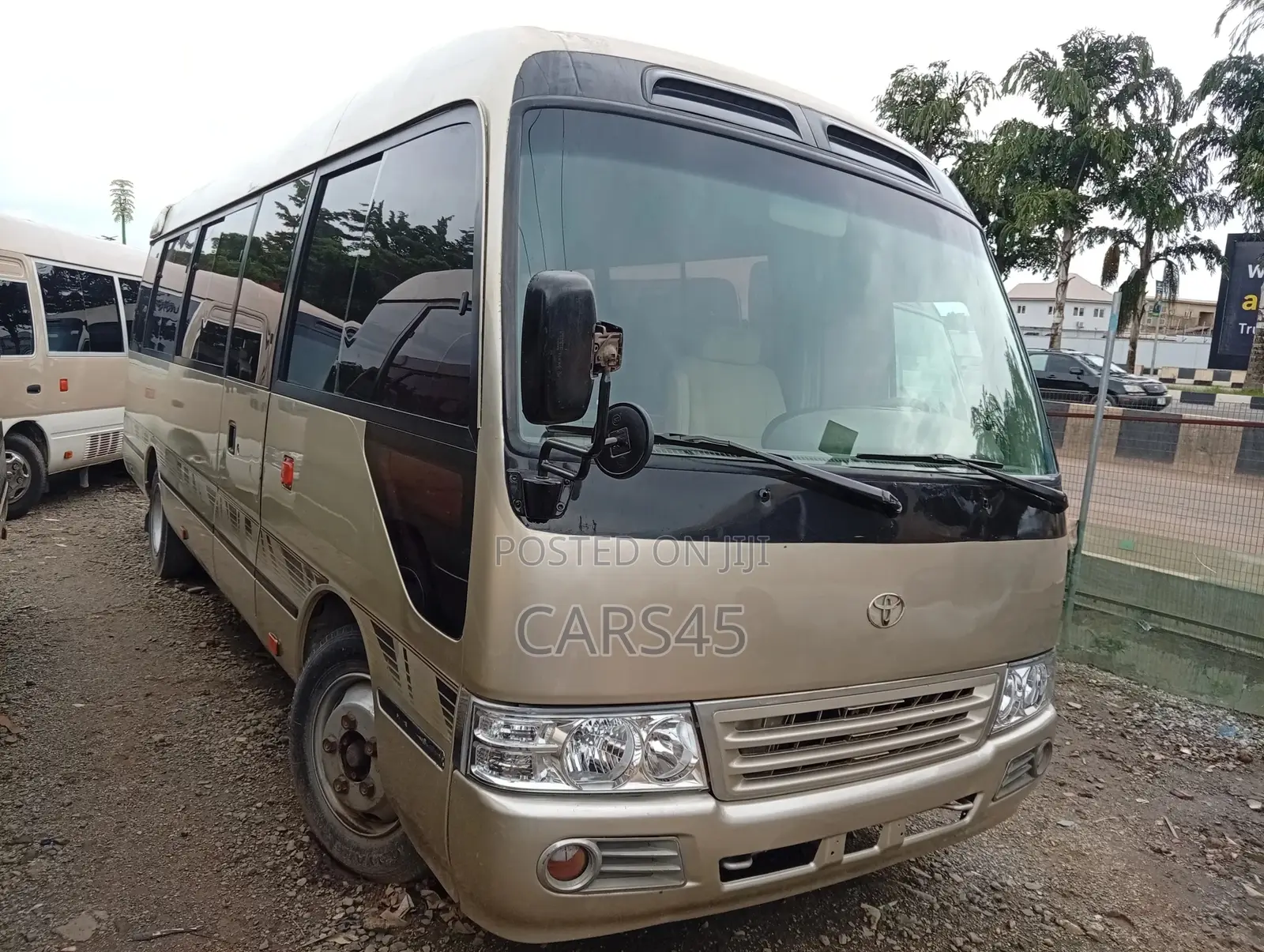 Toyota Coaster 2017 Gold