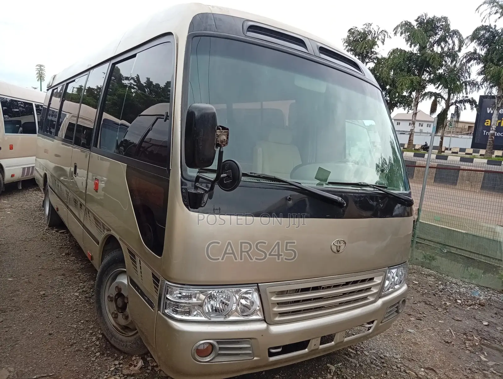 Toyota Coaster 2017 Gold
