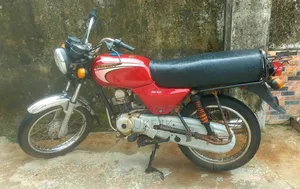 Bajaj Boxer 2024 Red