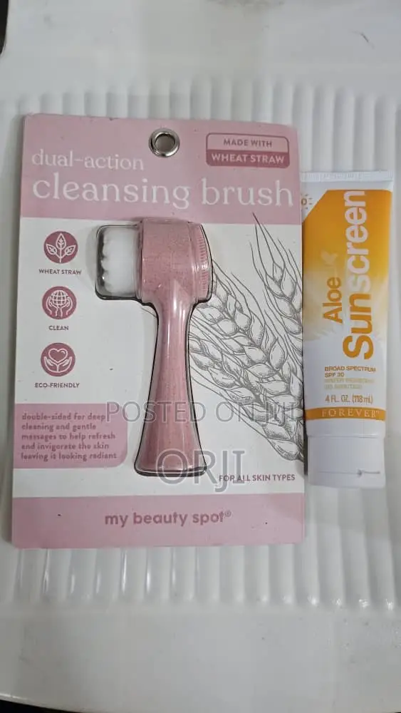 Combo Deal- Sunscreen + Face Brush