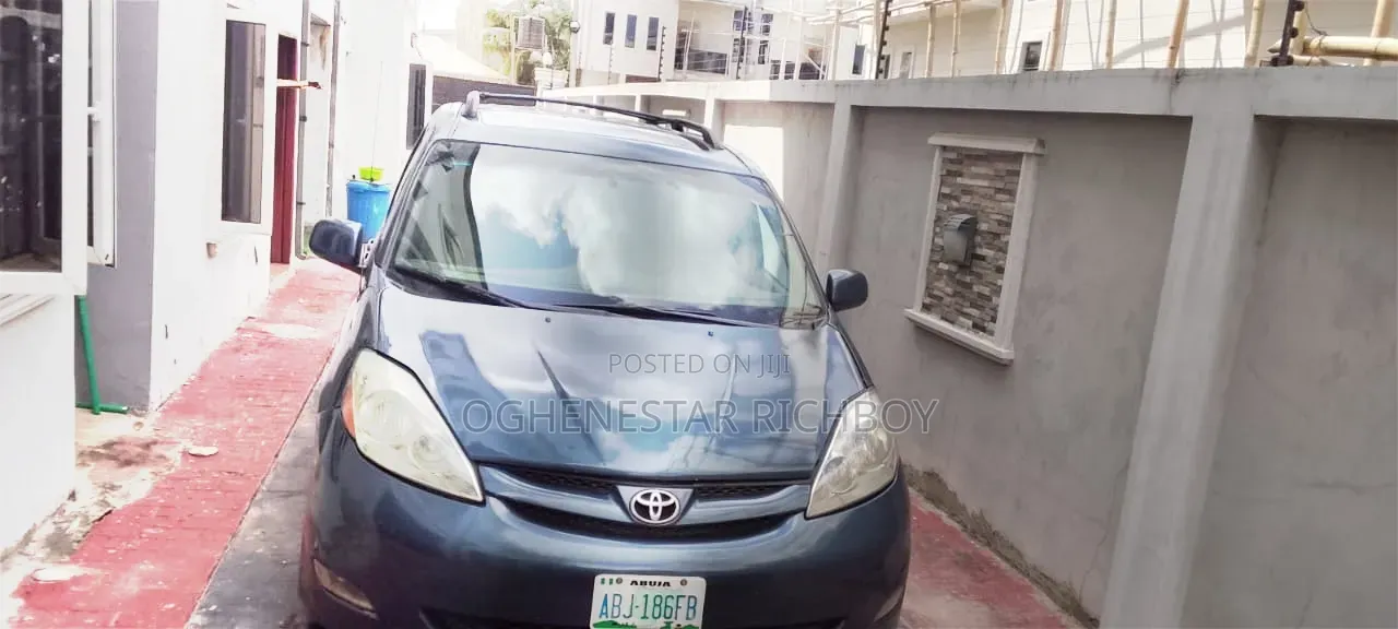 Sienna for Rent
