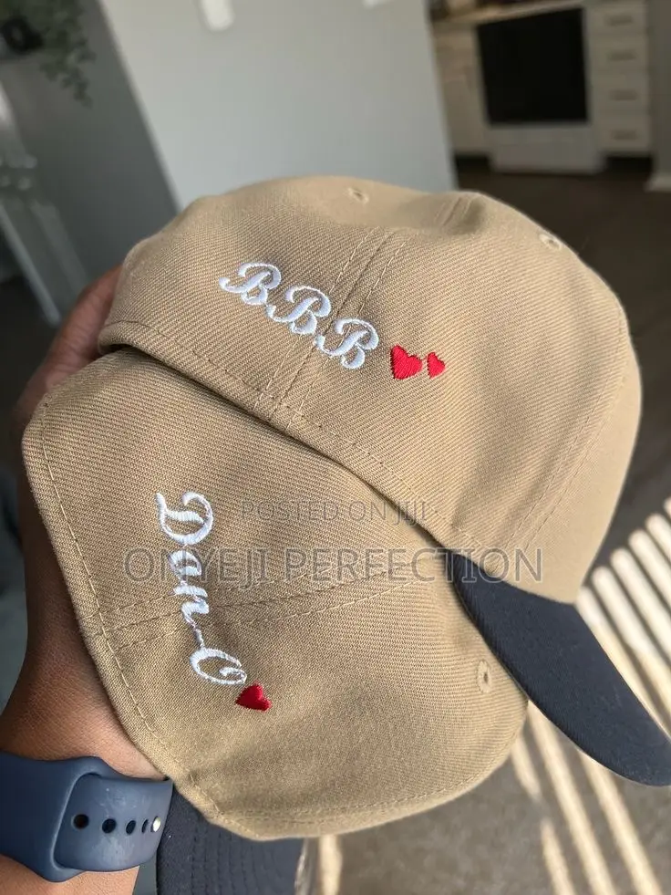 Customized Snap Backs And Tucker Caps