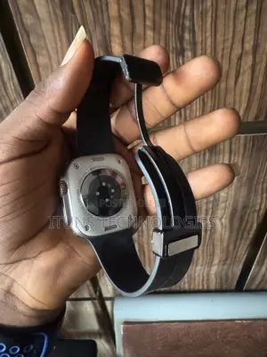 Apple Watch Ultra 1