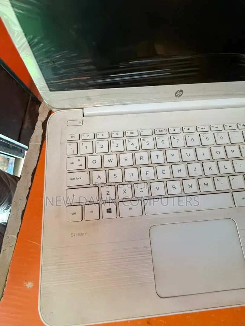 Laptop HP Stream 11 4GB Intel SSD 16 GB