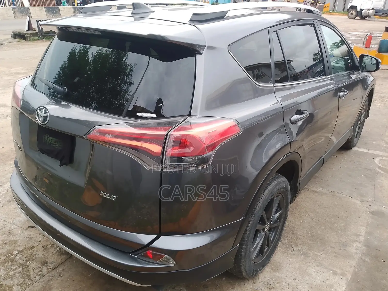 Toyota RAV4 2016 Gray