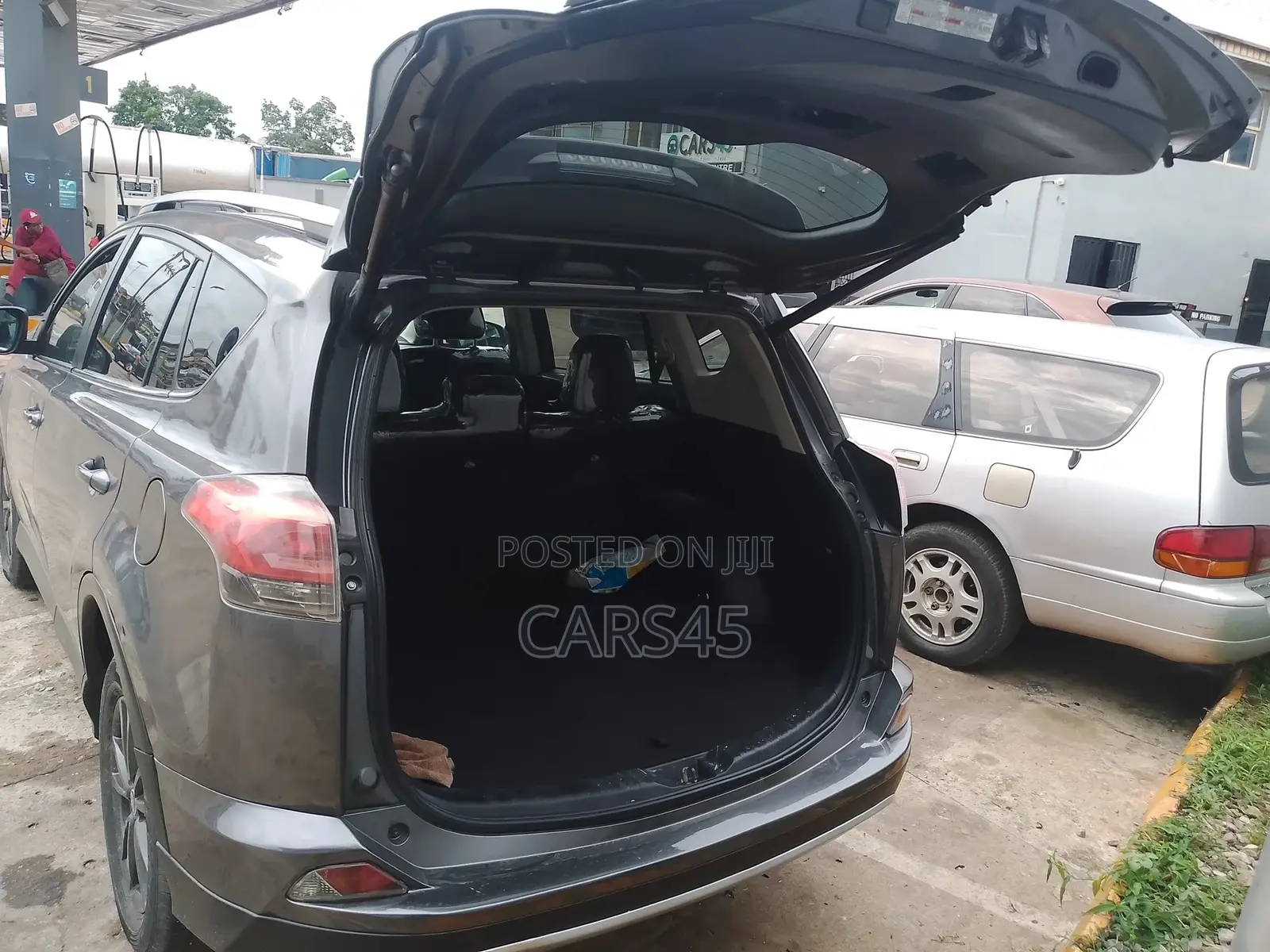 Toyota RAV4 2016 Gray