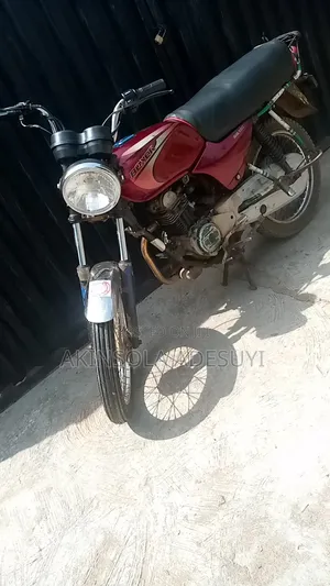 Bajaj Boxer 2020 Red