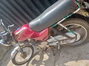 Bajaj Boxer 2020 Red
