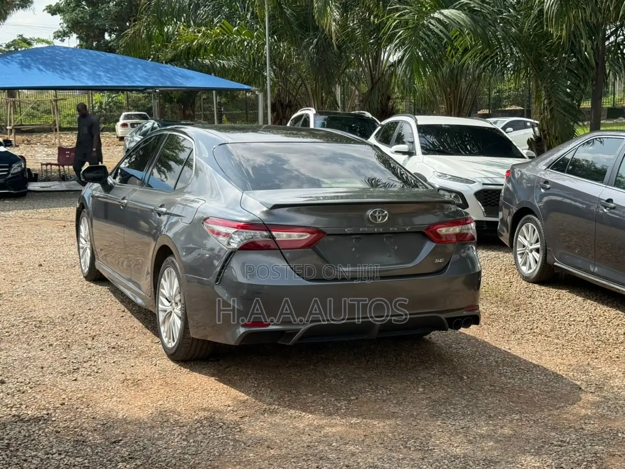 Toyota Camry 2018 Gray