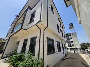 5bdrm Duplex in Katampe Extension for rent