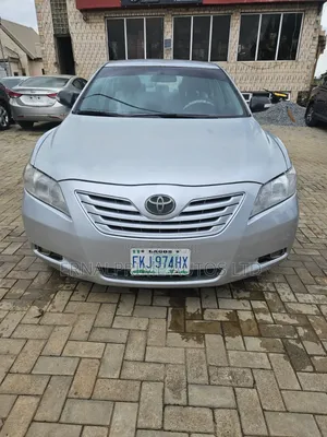 Toyota Camry 2009 Silver