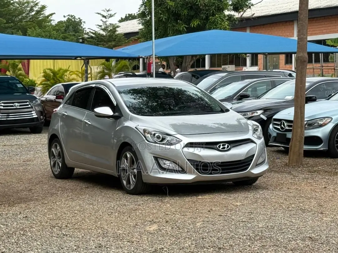 Hyundai Elantra GT 2013 Silver