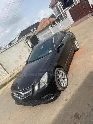 Mercedes-Benz E350 2010 Black