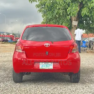 Toyota Yaris 2008 Red