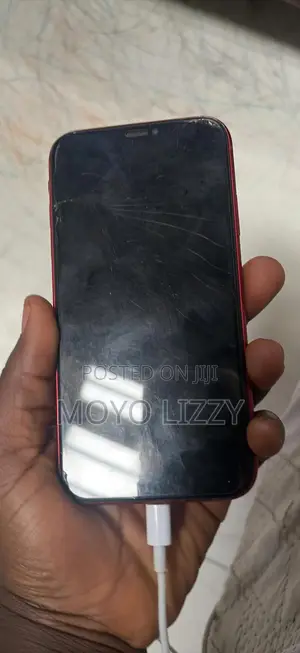 Apple iPhone XR 64 GB Red