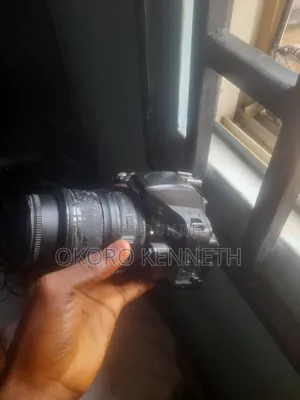 Nikon D5100