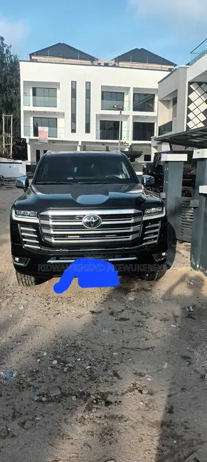 New Toyota Land Cruiser 2024 Black
