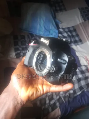 Nikon D5100