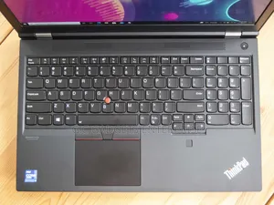 Laptop Lenovo ThinkPad P1 Gen4 32GB Intel Core i7 SSD 512GB