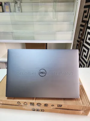 Laptop Dell Precision 5570 16GB Intel Core i7 SSD 512GB