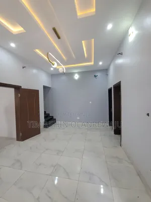3bdrm Duplex in Kolapo Ishola Gra, Akobo for rent