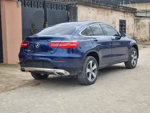 Mercedes-Benz GLC-Class 2019 Blue
