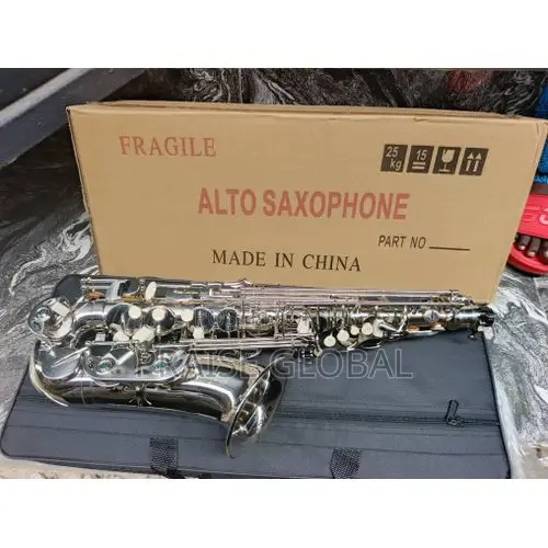 Yamaha Alto Saxophone With Accessories
