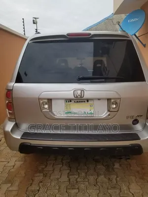 Honda Pilot 2005 Silver