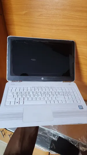 Laptop HP Pavilion 15 8GB Intel Core i5 HDD 1T