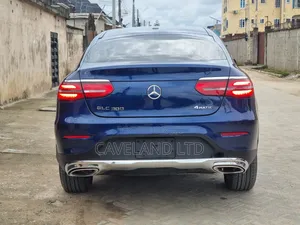 Mercedes-Benz GLC-Class 2019 Blue