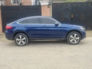 Mercedes-Benz GLC-Class 2019 Blue