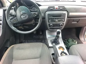 JAC T6 2015 White