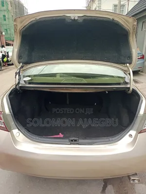 Toyota Camry 2008 Gold