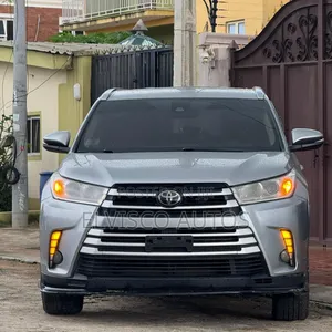 Toyota Highlander 2018 Silver
